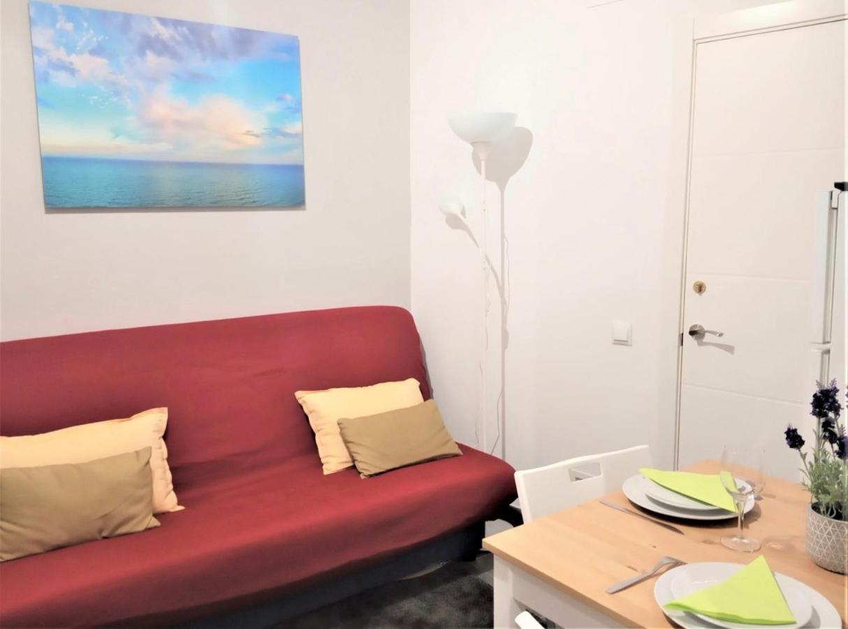 Petit Apartment Santa Coloma de Gramanet Buitenkant foto